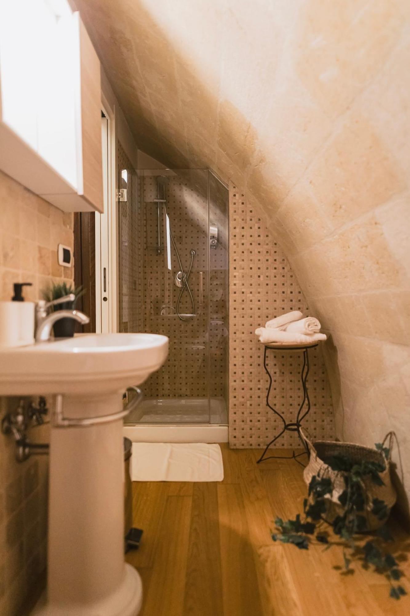 Sassi-Suite- Aura - Matera Luaran gambar